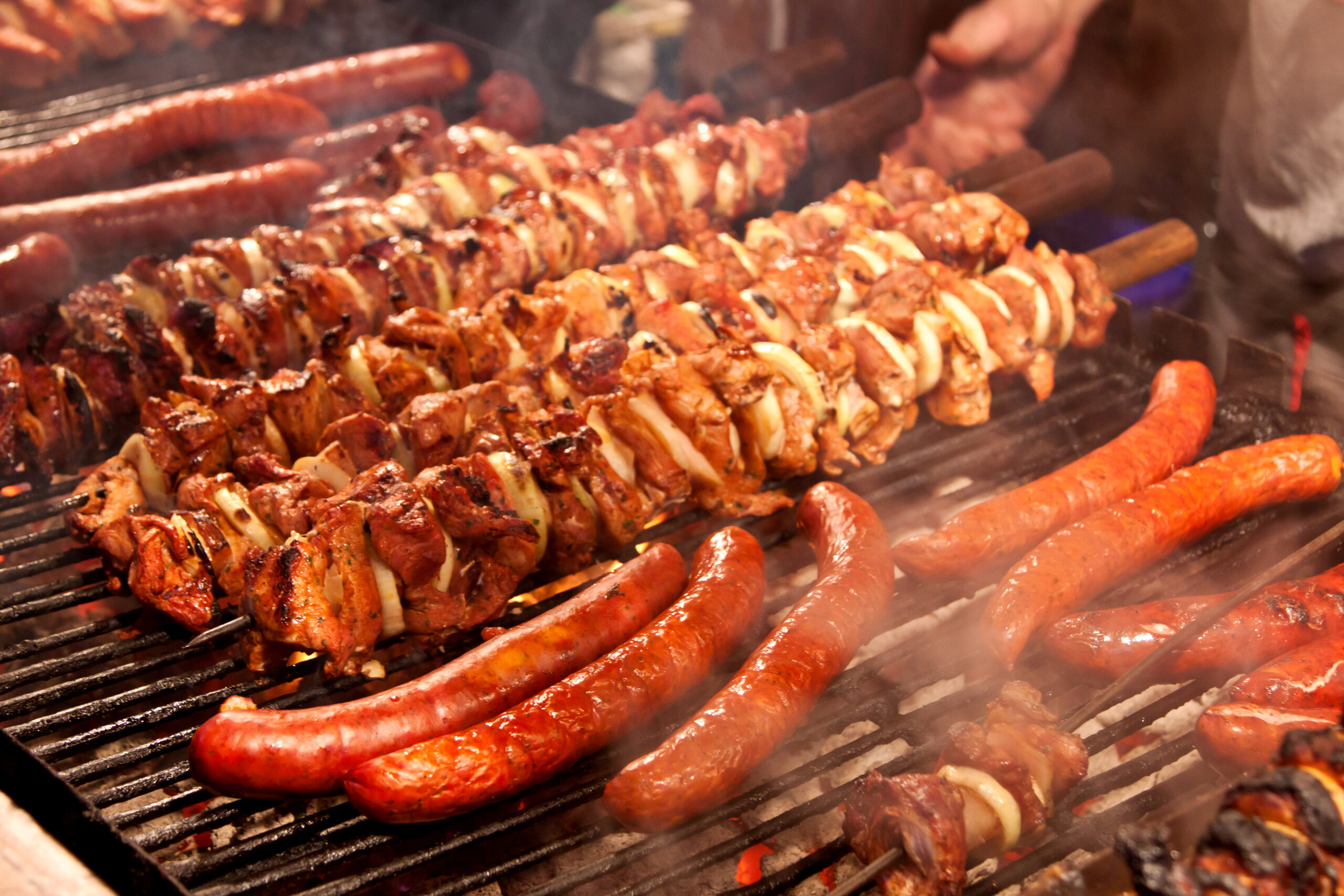 Viel Vergnügen beim Grillen, Braten, Schmoren! Viel Vergnügen beim Grillen, Braten, Schmoren!