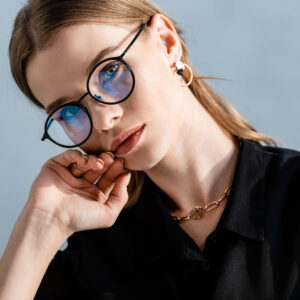 Lästige Flecken auf der Brille? – Hier die Tipps! Lästige Flecken auf der Brille? – Hier die Tipps!